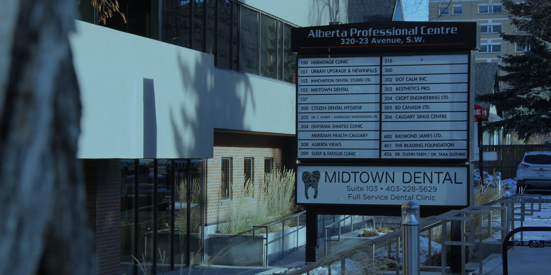 Midtown_Dental_front_of_building